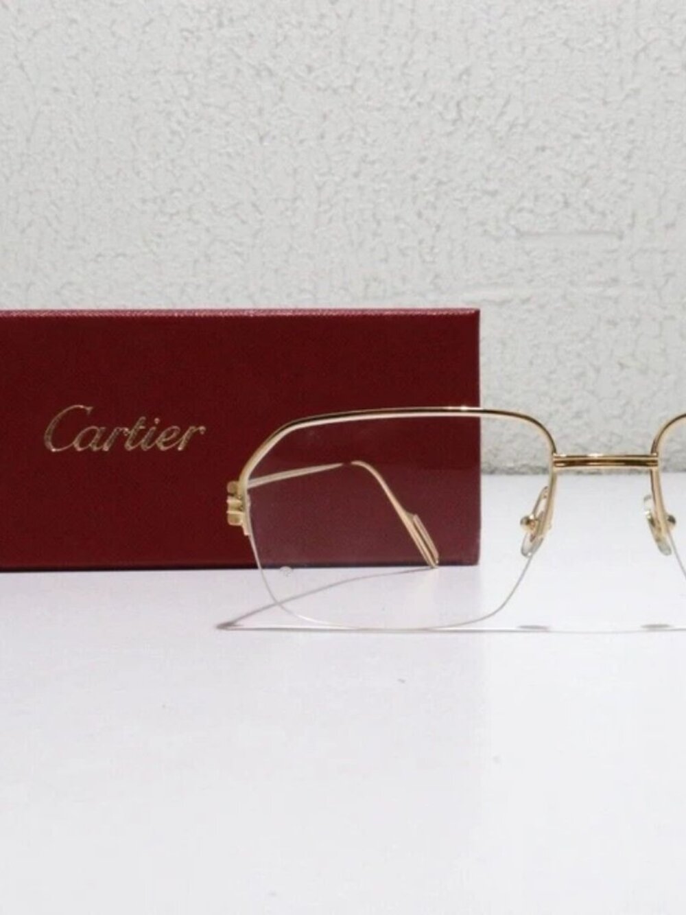 Cartier[CT0114O] Gold-Rimmed Eyeglasses